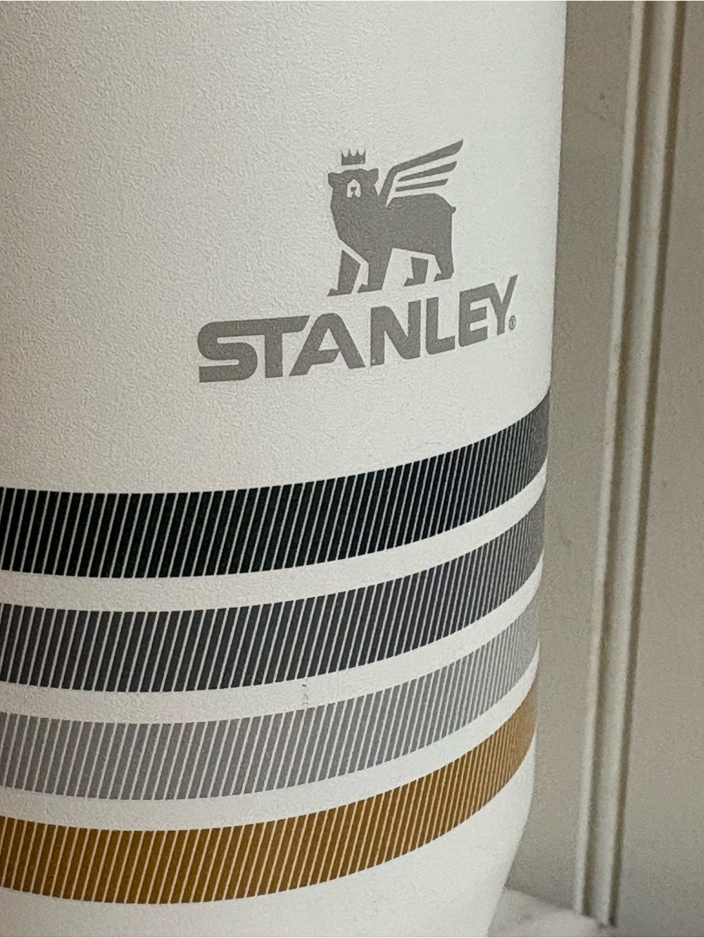 Stanley Varsity Iceflow 30oz Tumbler Cream Ash Stripe Travel Mug Water Bottle - Picture 5 of 10